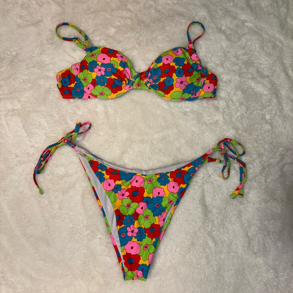 Floral bikini